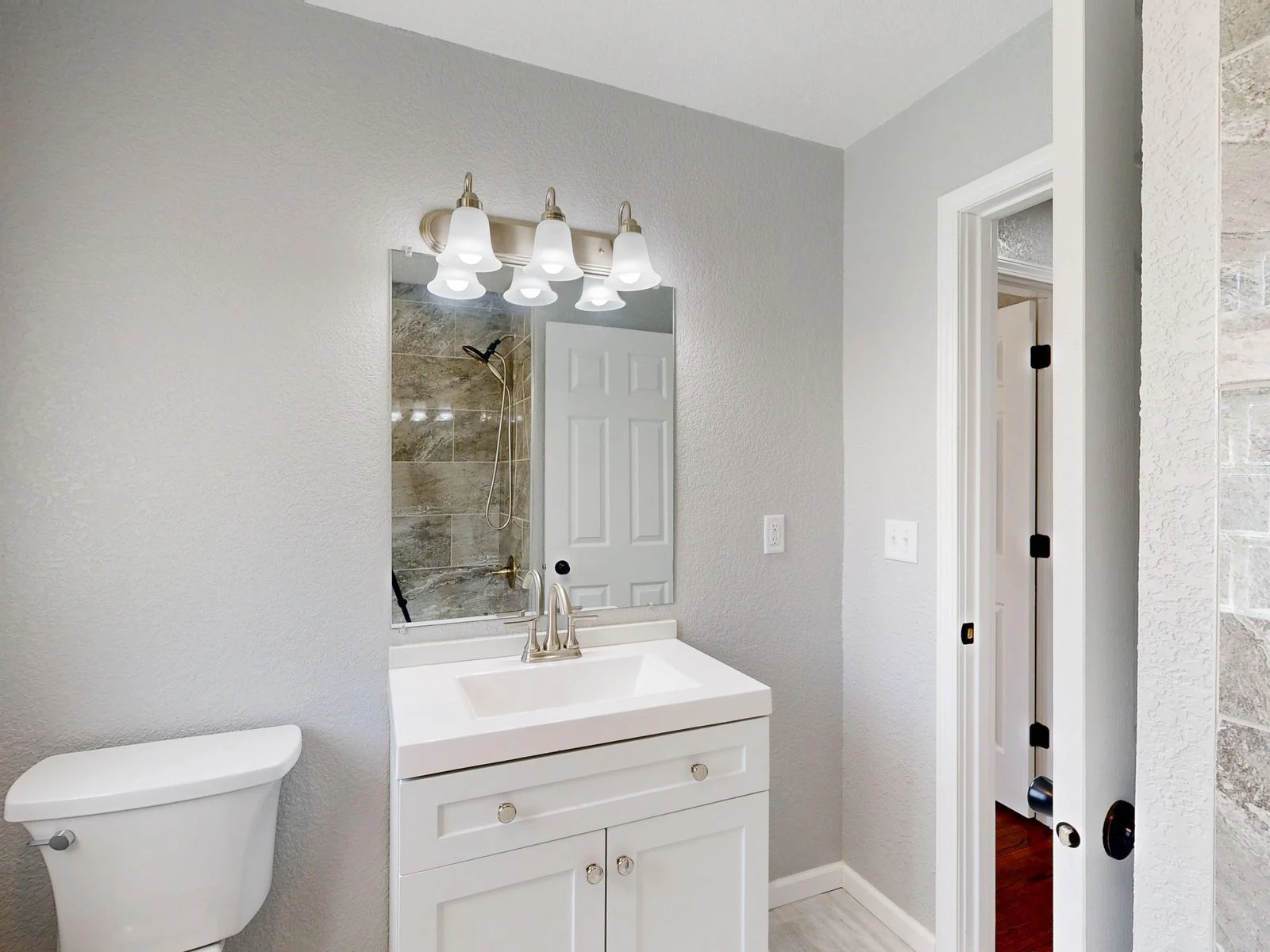 Bathroom layout and fittings