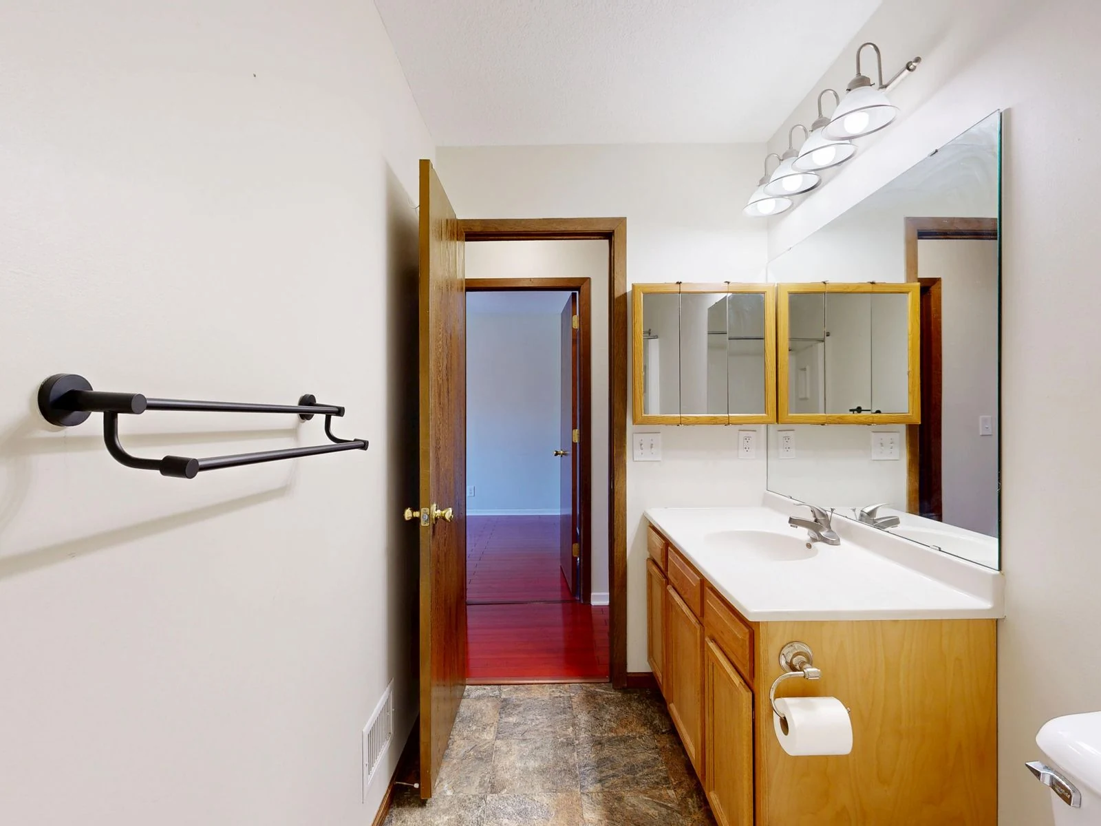 Bathroom layout and fittings
