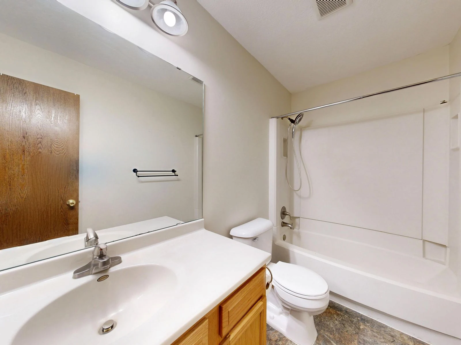 Bathroom layout and fittings