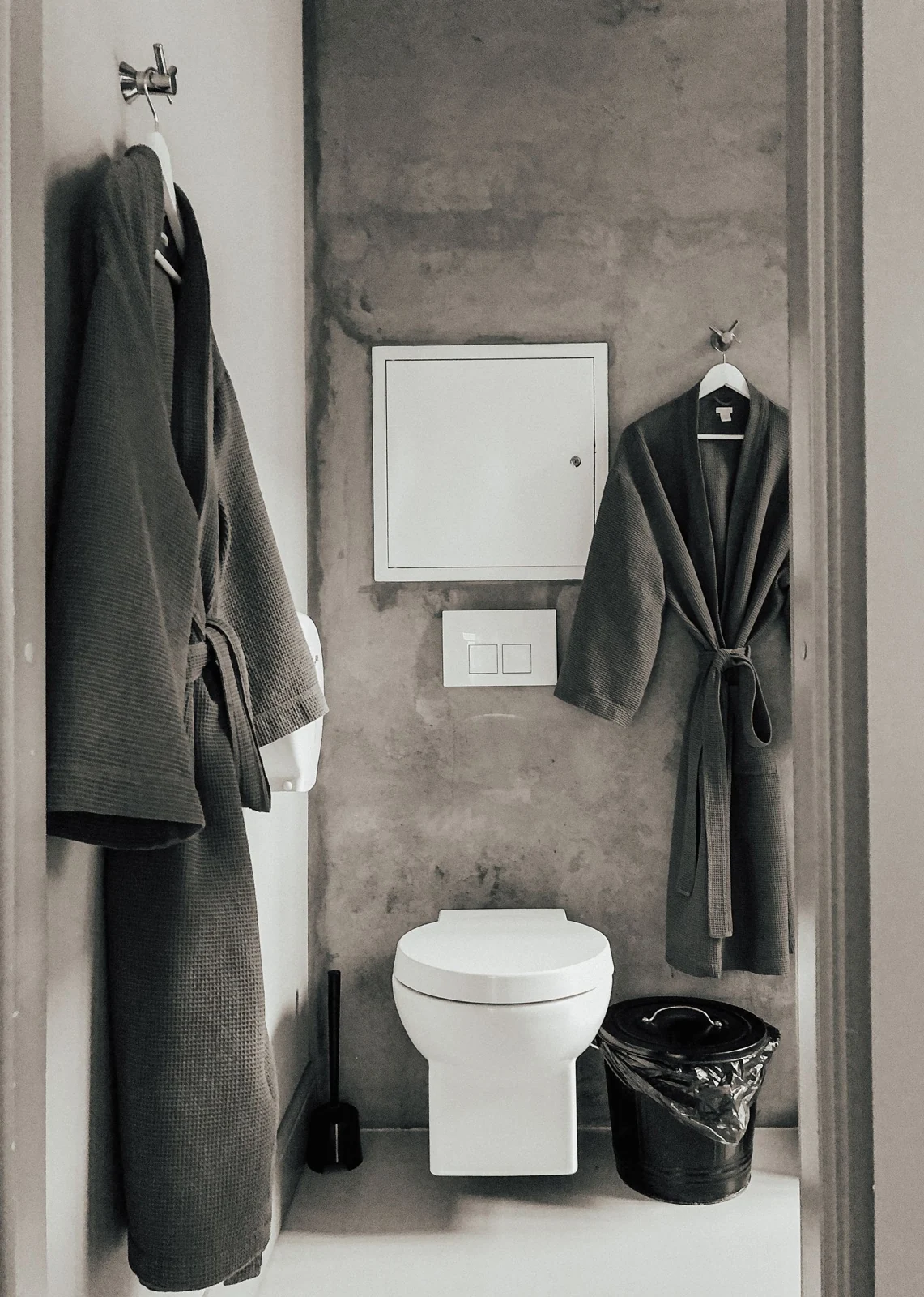 Bathroom layout and fittings