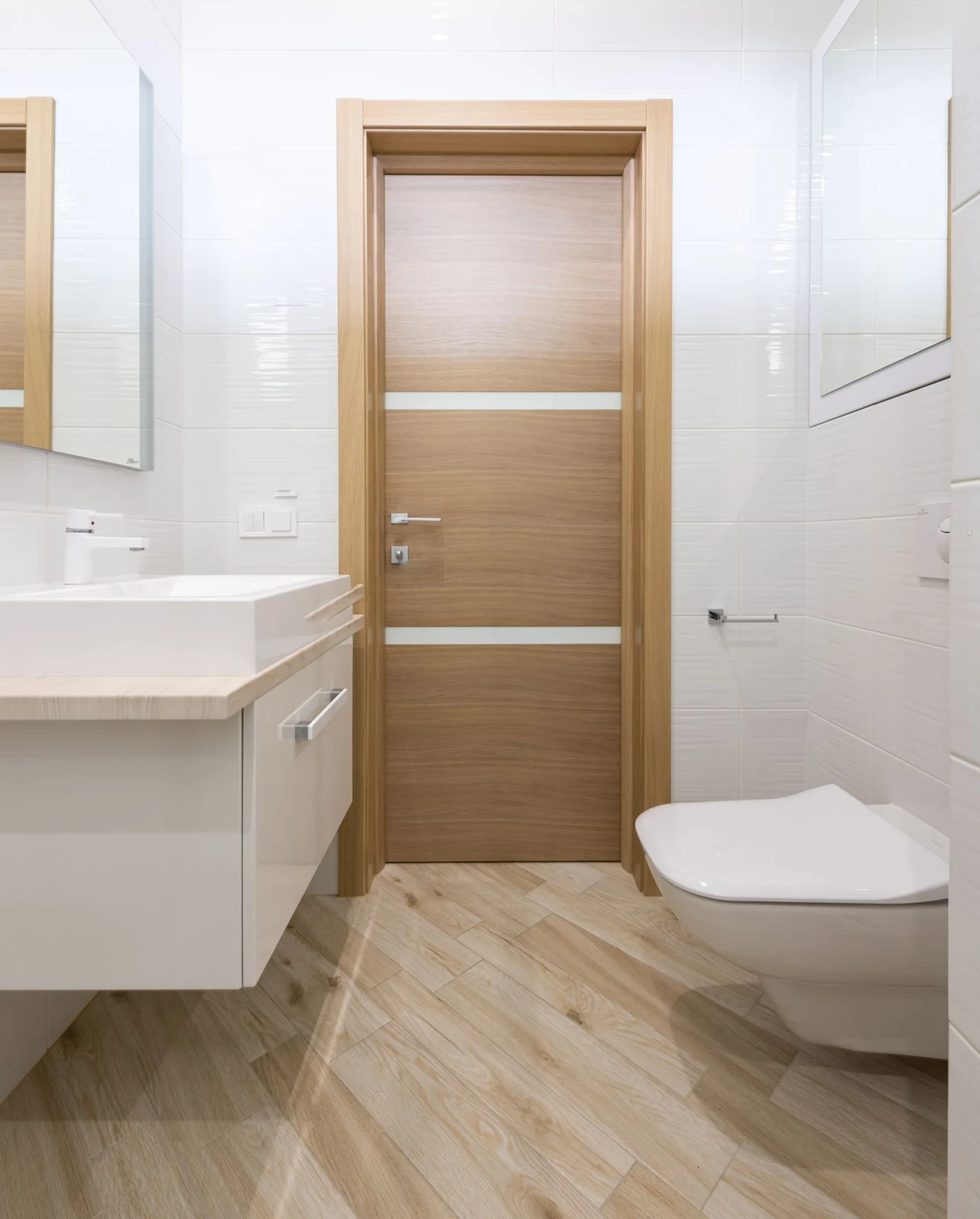Bathroom layout and fittings