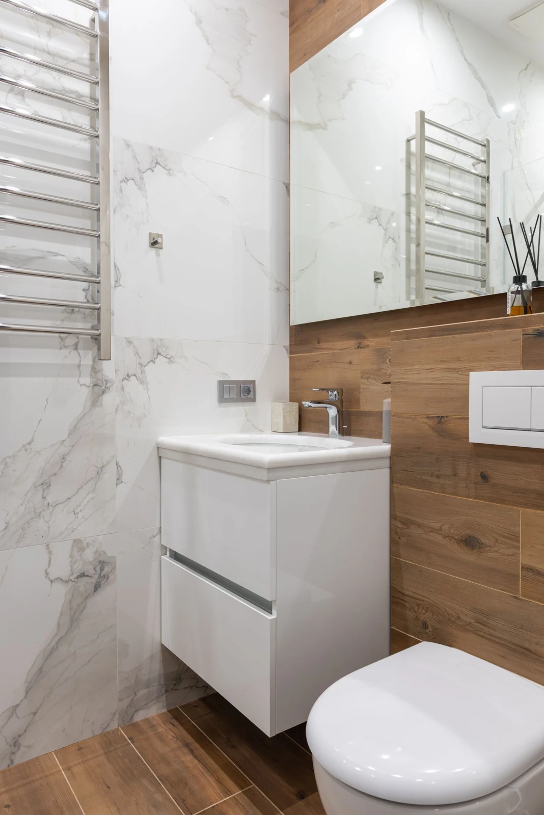 Bathroom layout and fittings