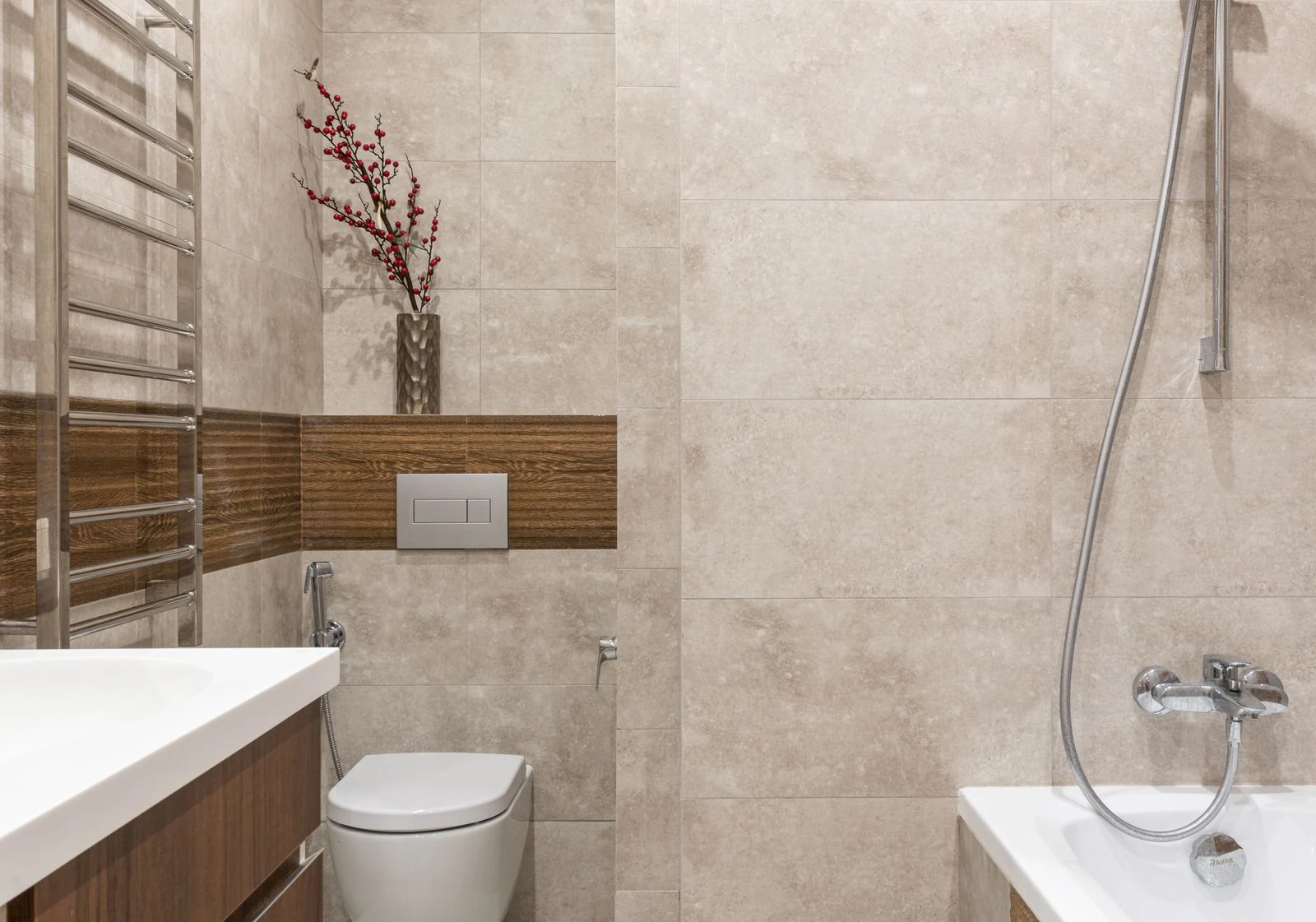 Bathroom layout and fittings
