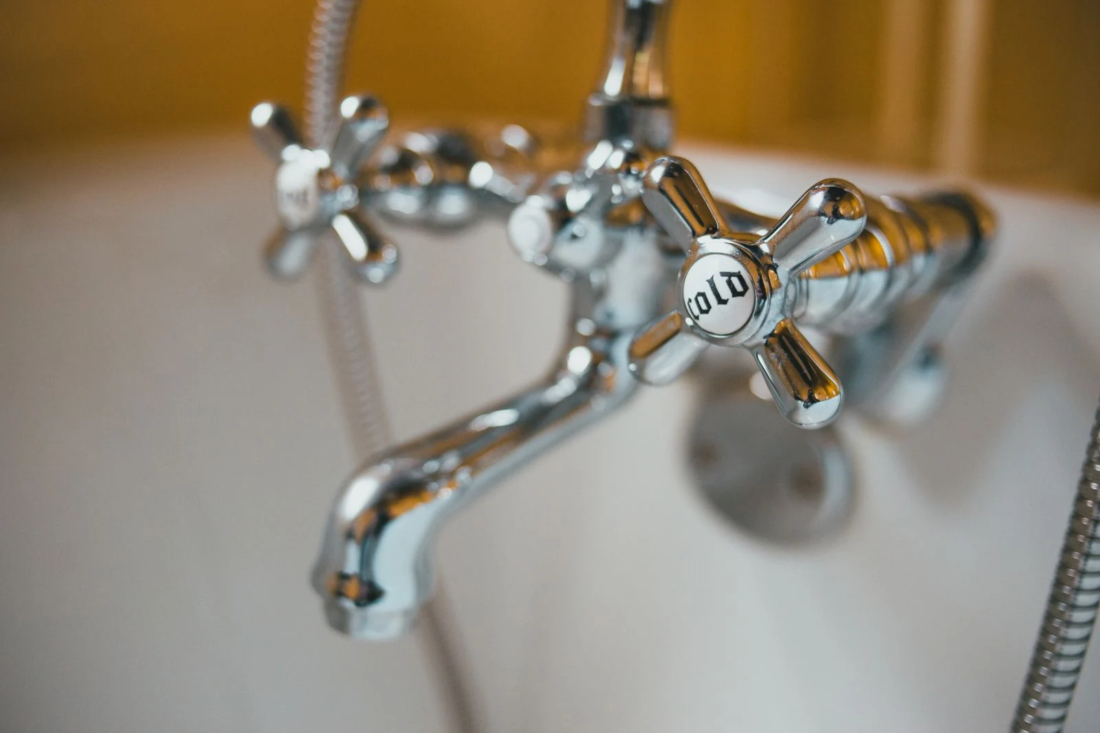 Traditional cross-head tap
