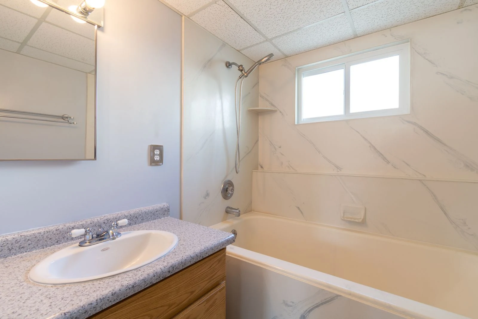 Bathroom layout and fittings
