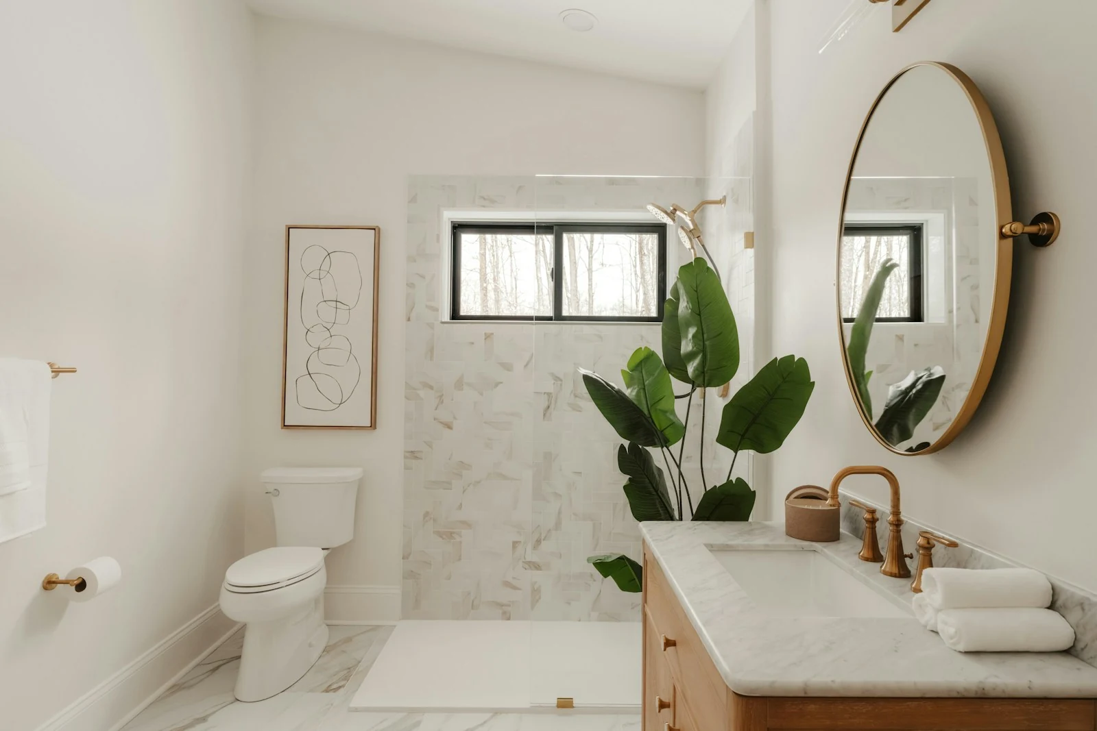 Bathroom layout and fittings
